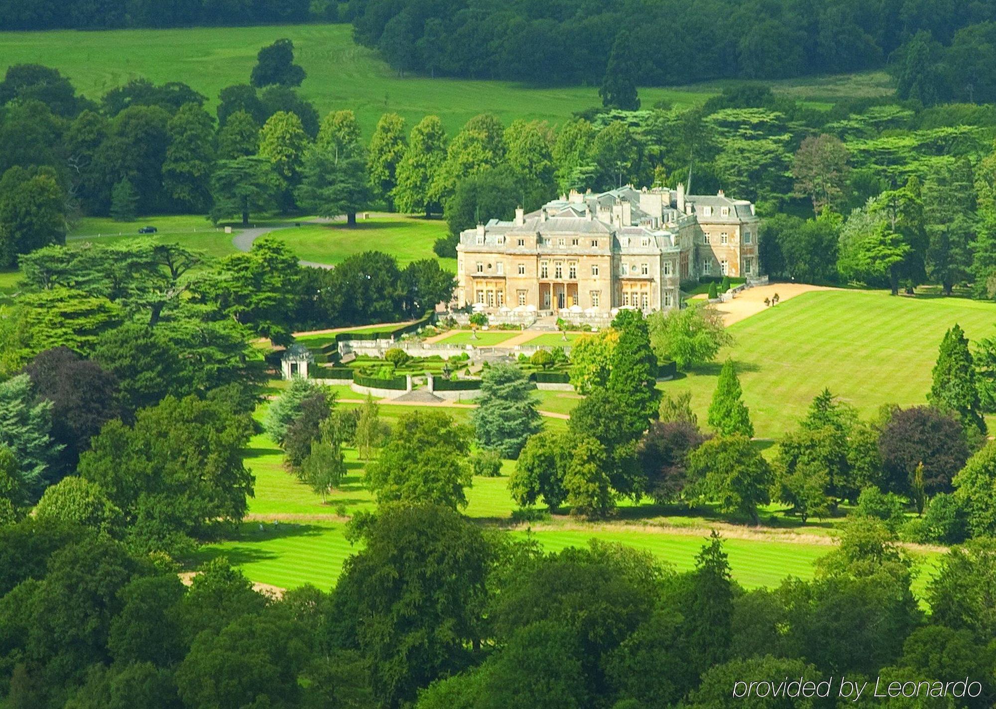 Luton Hoo Hotel, Golf And Spa Экстерьер фото The house from the south