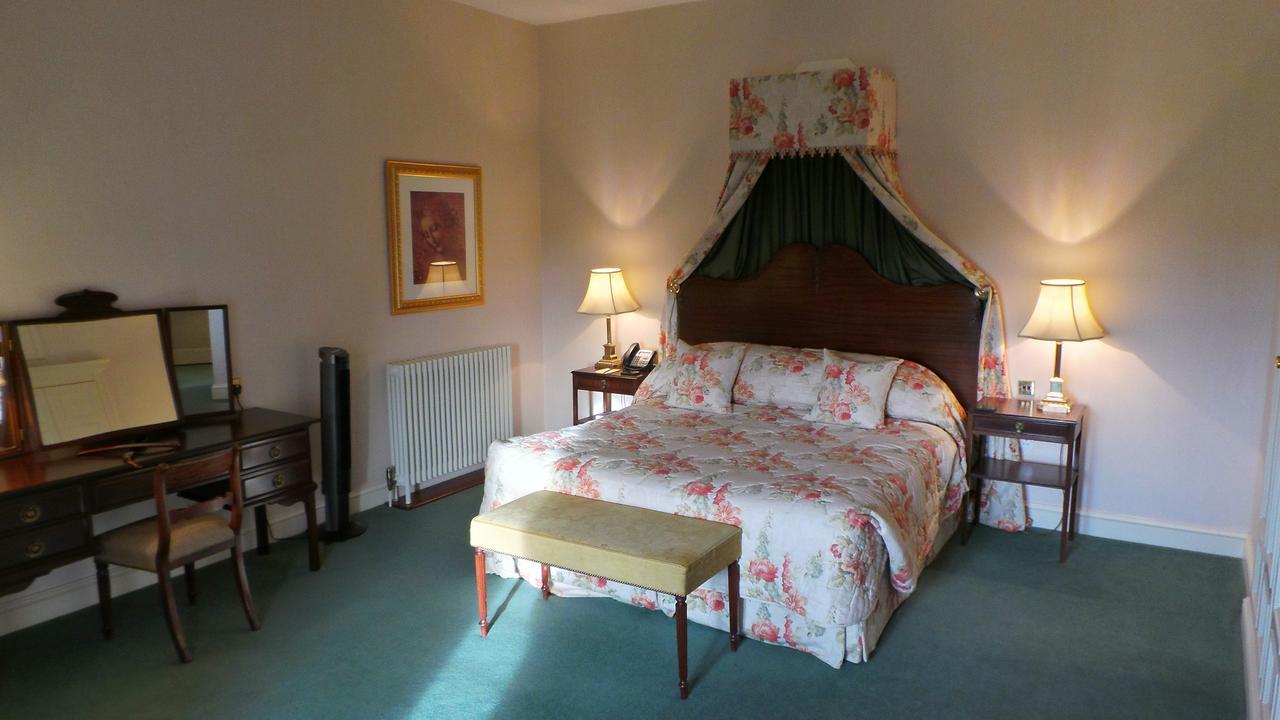 Luton Hoo Hotel, Golf And Spa Экстерьер фото The Green Bedroom
